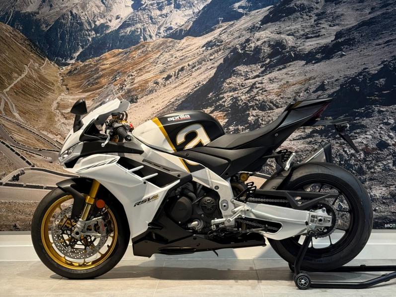 APRILIA - RSV4 FACTORY ULTRA GOLD - Destock